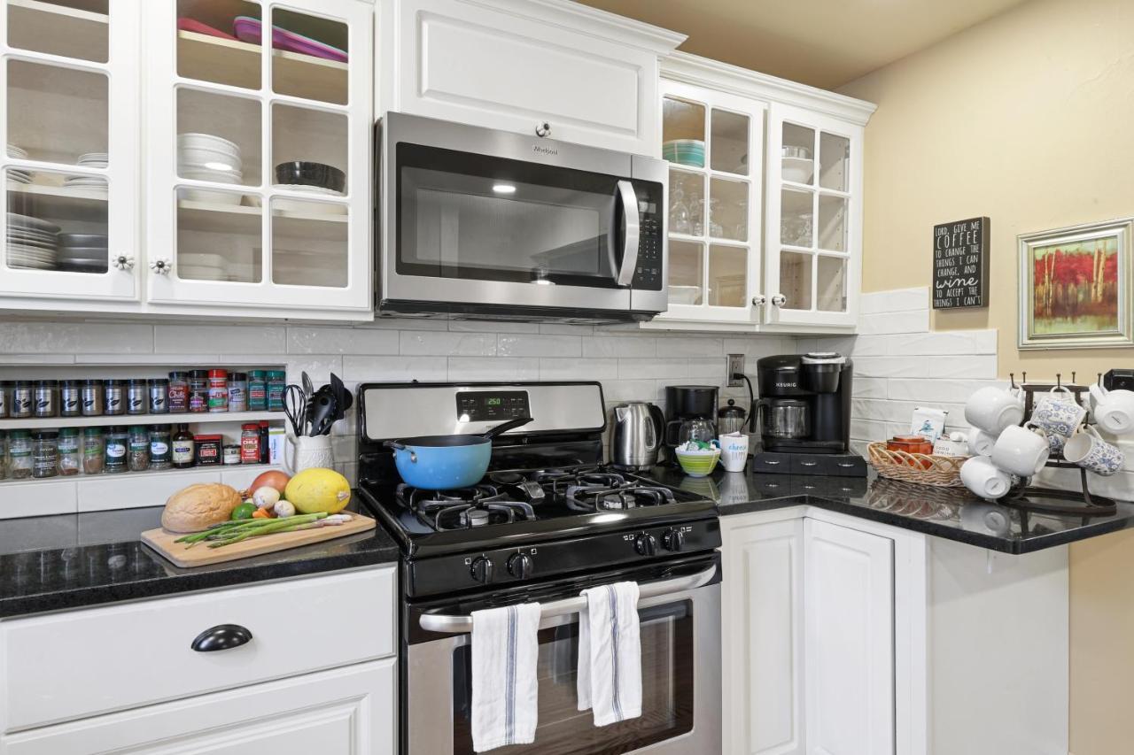 Garden City House With Hot Tub Colorado Springs Luaran gambar